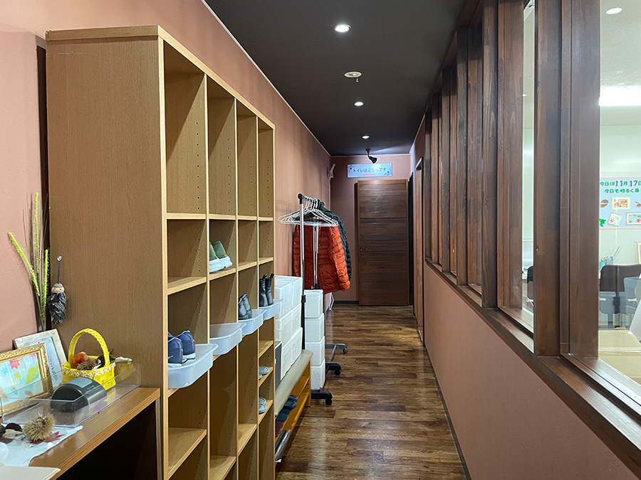 コートや靴の収納スペース